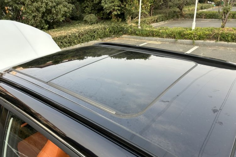 Used Dongfeng Aeolus L7 New Energy 2024 205 Plus Roof