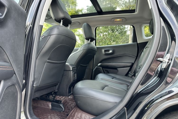 Used Jeep Compass 2019 220T Automatic Family Edition