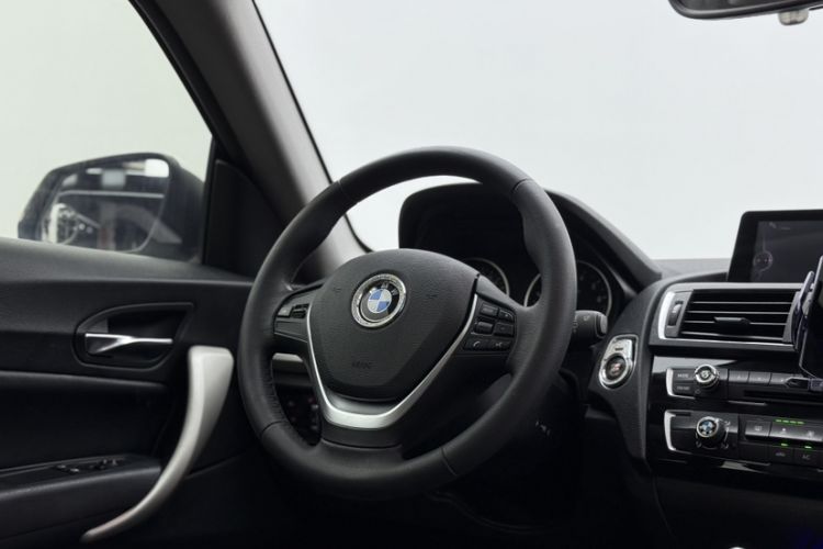 Used BMW 2 Series 2015 218i