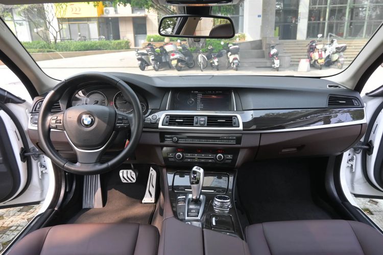 Used BMW 5 Series 2014 525Li Luxury Design Package