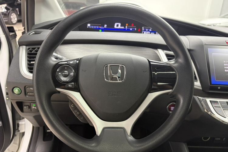 Used Honda Jade 2016 1.8L Automatic Comfort Elite Version 5 Seats
