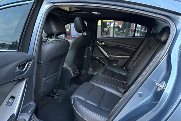 Used Mazda Atenza 2018 2.5L Blue Sky Prestige Edition China V Standard Interior 3