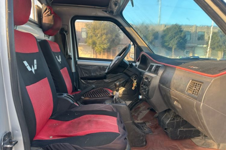 Used Wuling Rongguang Small Truck 2017 1.5L Single-Cab Basic Version L3C