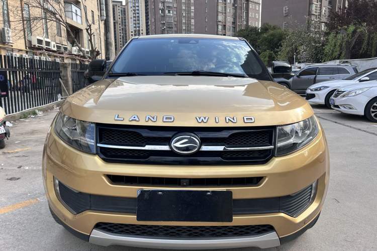 Used Land X7 2015 2.0T Panoramic Prestige Edition
