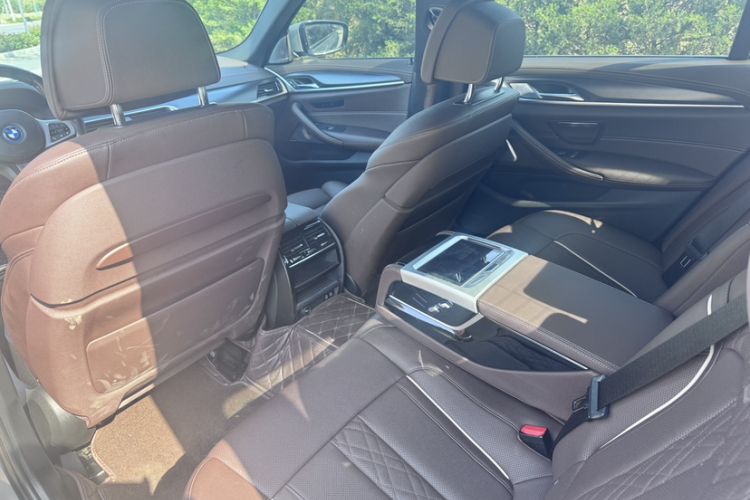 Used BMW 5 Series New Energy 2022 535Le Pioneer Edition M Sport Package Interior 3