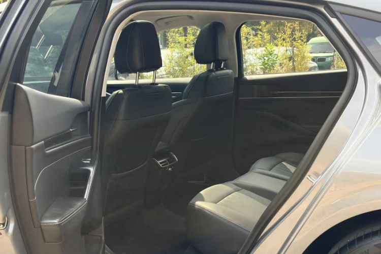 Used Ford Mondeo 2025 2.0T EcoBoost Luxury Version