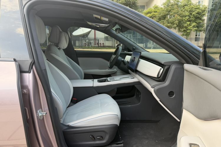 Used VOYAH COURAGE 2024 Long-Range Supercharge Edition