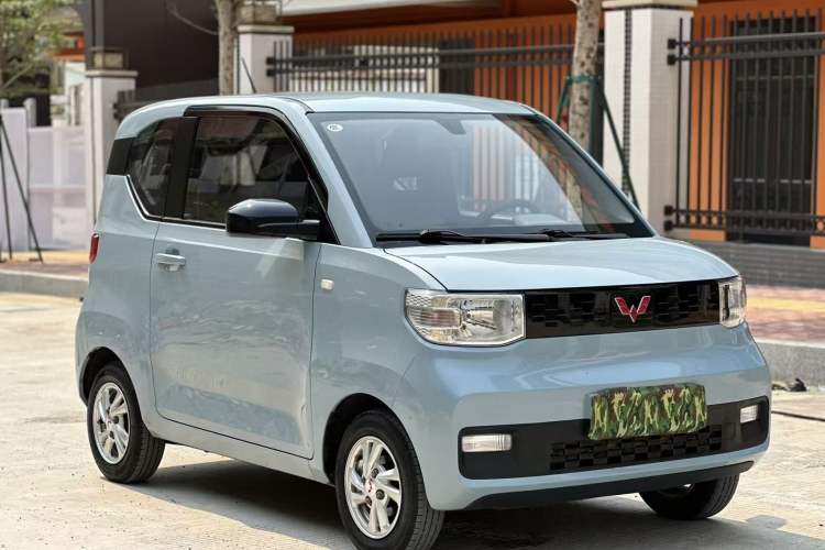Used Wuling Hongguang MINIEV 2020 Freedom Version Lithium Iron Phosphate Exterior 2
