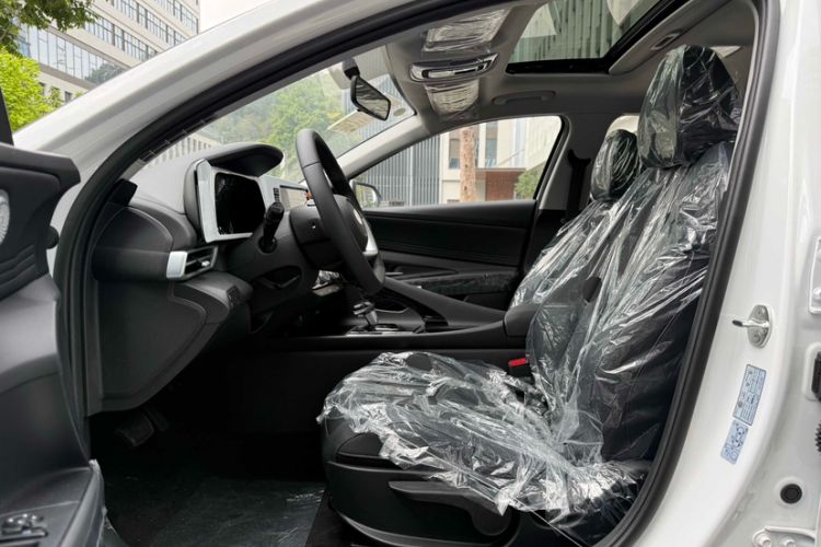 Used Hyundai Elantra 2023 1.5L CVT GLX Elite Edition
