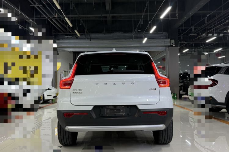 Used Volvo XC40 2024 B4 4x4 Smart Luxury Edition