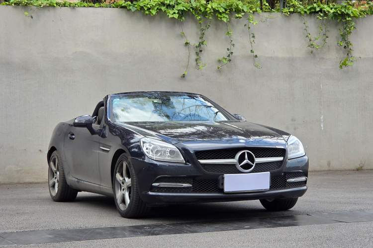 Used Mercedes-Benz SLK-Class 2011 SLK 200 Fashion Model