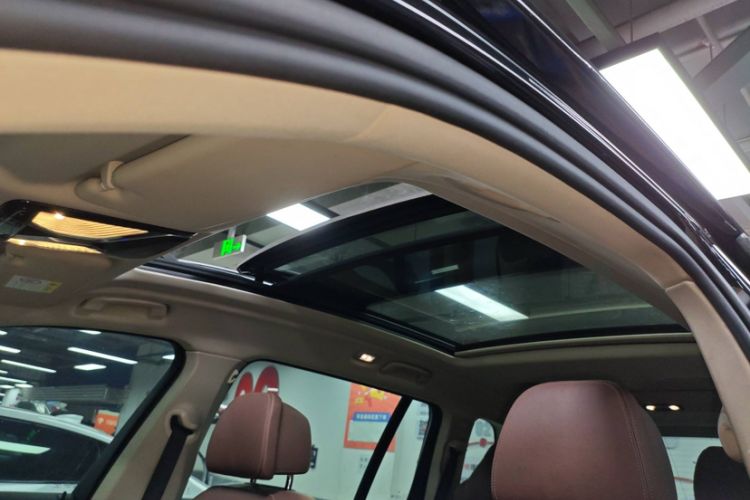 Used BMW X7 2020 xDrive40i Luxury Package with Leading Features