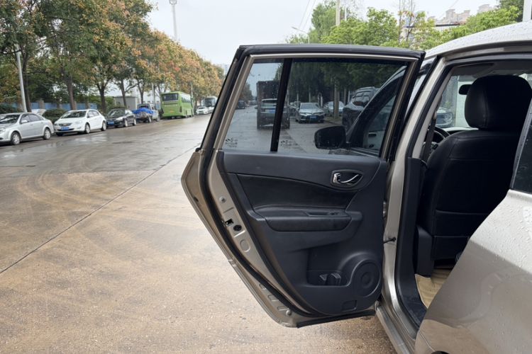 Used Renault Koleos 2014 Revised Version 2.0L Two-Wheel Drive Standard Edition
