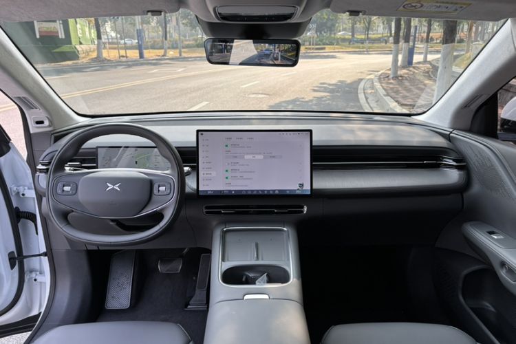 Used XPeng G6 2025 625 Long-Range Max Flagship Edition
