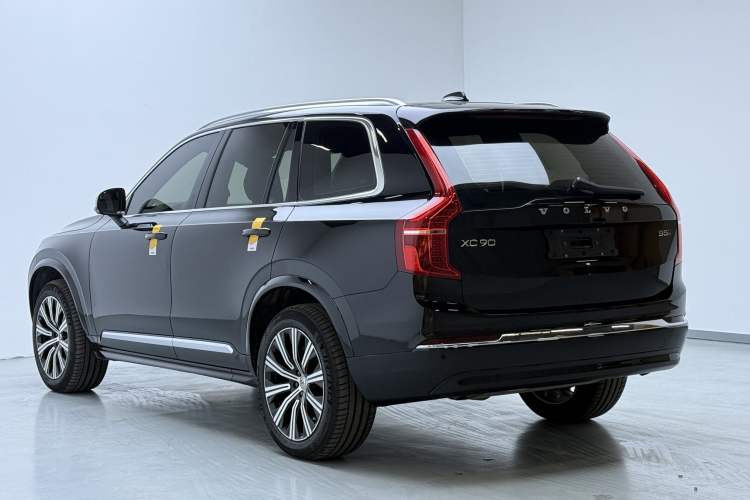 Used Volvo XC90 2024 B5 SmartDrive Luxury Edition 7-Seater
