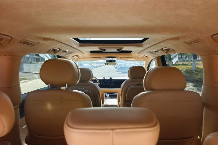 Used VOYAH Dream 2024 PHEV Ultra-Long Range Flagship Edition
