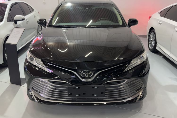 Used Toyota Camry 2018 2.0G Luxury Edition Exterior 4