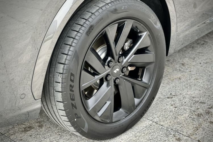 Used Li Auto L7 2023 Air model
