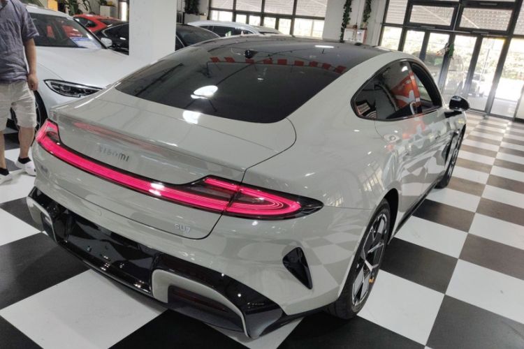 Used Xiaomi Auto SU7 2024 Rear-Drive Long-Range Intelligent Driving Version