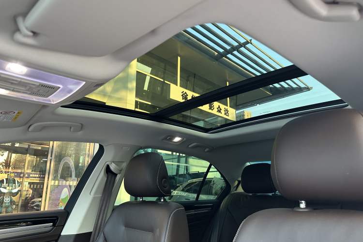 Used Volkswagen Phideon 2021 380TSI Luxury Edition
