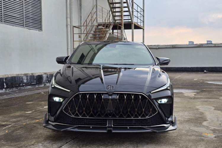 Used MG 5 Scorpio 2022 1.5T Trophy Sport Flagship Edition Exterior 1