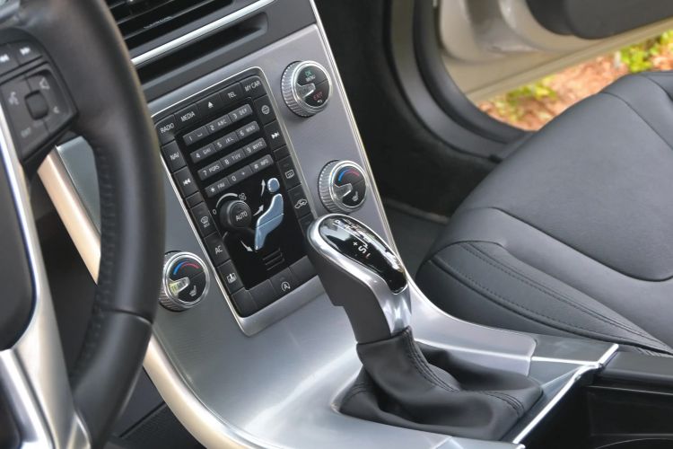 Used Volvo S60 2017 S60L T5 Intelligent Drive Edition Interior 2