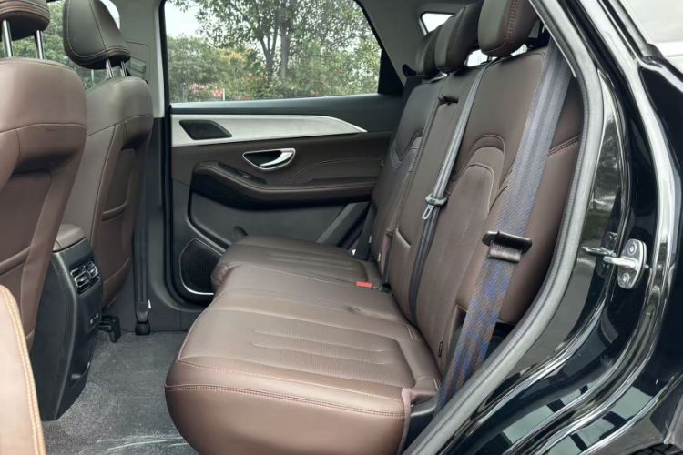 Used JETOUR X95 2023 1.6T DCT Era Edition 7-Seater