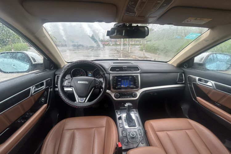 Used Haval H6 Coupe 2015 Blue Label 2.0T Automatic Two-Wheel Drive Elite Model Interior 2