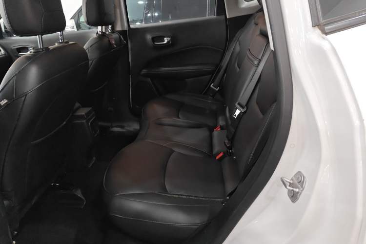 Used Jeep Compass 2017 200T Automatic Family Edition