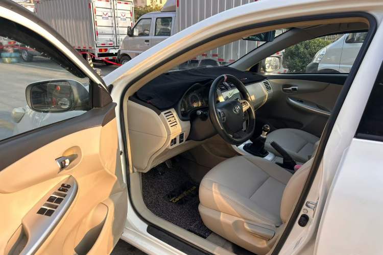 Used Toyota Corolla 2011 1.6L Manual GL