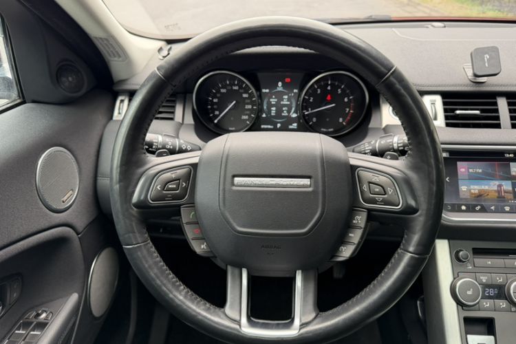 Used Land Rover Range Rover Evoque 2018 240 PS SE Smart Brilliance Edition