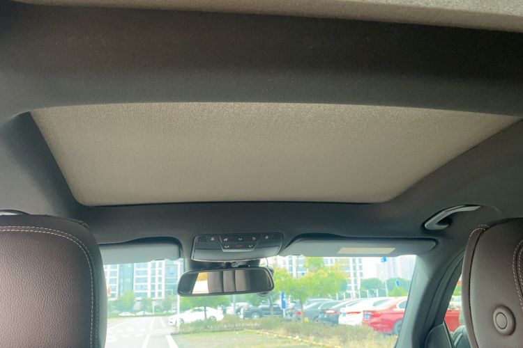 Used Mercedes-Benz GLC 2017 GLC 260 4MATIC Luxury Model