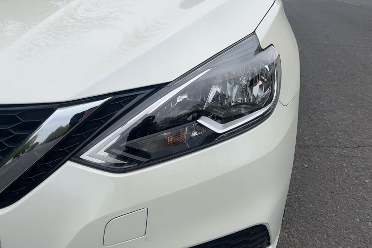 Used Nissan Sylphy 2021 Classic 1.6XE CVT Comfort Edition Left Front Headlight