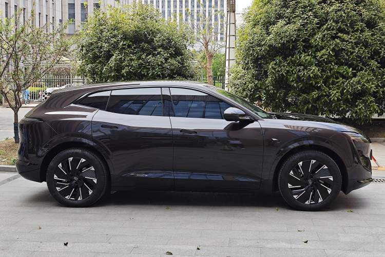 Used Avatr 07 2024 Pro+ All-Electric Version Exterior 4