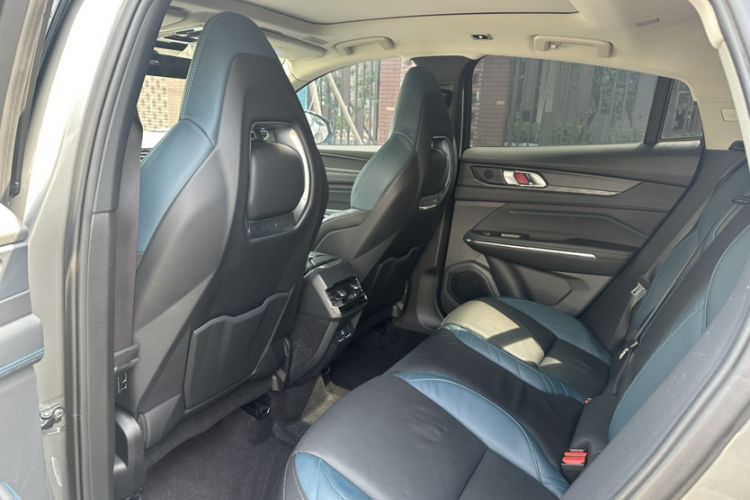 Used Lynk & Co 05 2020 2.0TD Two-Wheel Drive Shine Halo