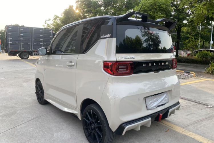 Used Wuling Hongguang MINIEV 2022 Macaron Premium Model – Lithium Iron Phosphate
