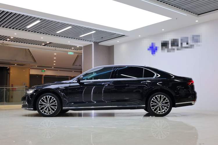 Used Volkswagen Phideon 2019 380TSI Two-Wheel Drive Business Edition China VI Standard