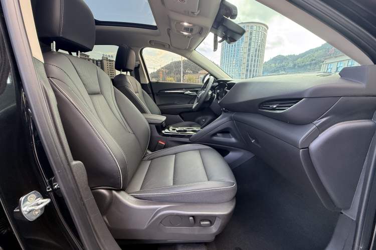 Used Buick Envision 2023 Encore S 552T Two-Wheel Drive Luxury Model Right Front Seat