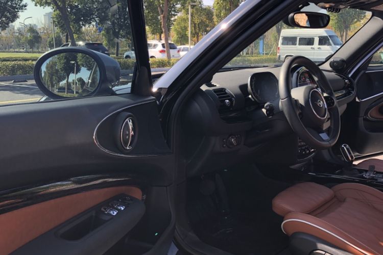 Used MINI Clubman 2023 Revised 2.0T COOPER S Connoisseur