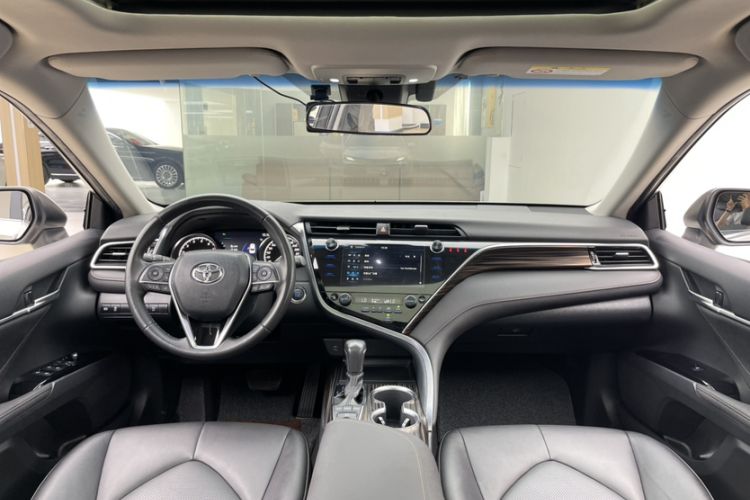 Used Toyota Camry 2019 2.5G Luxury Edition China VI Standard Interior 9