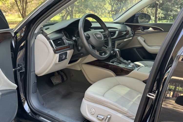 Used Audi A6L 2016 30 FSI Comfort Version Interior 4