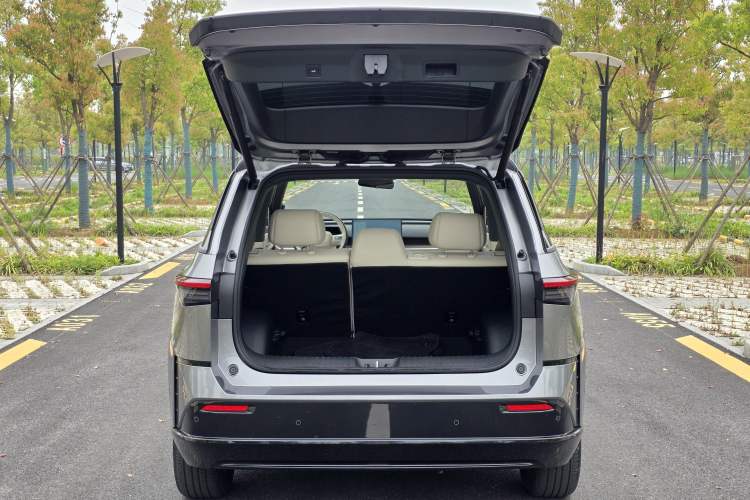 Used Toyota BZ 3X 2025 520 Pro+ LiDAR Edition Trunk