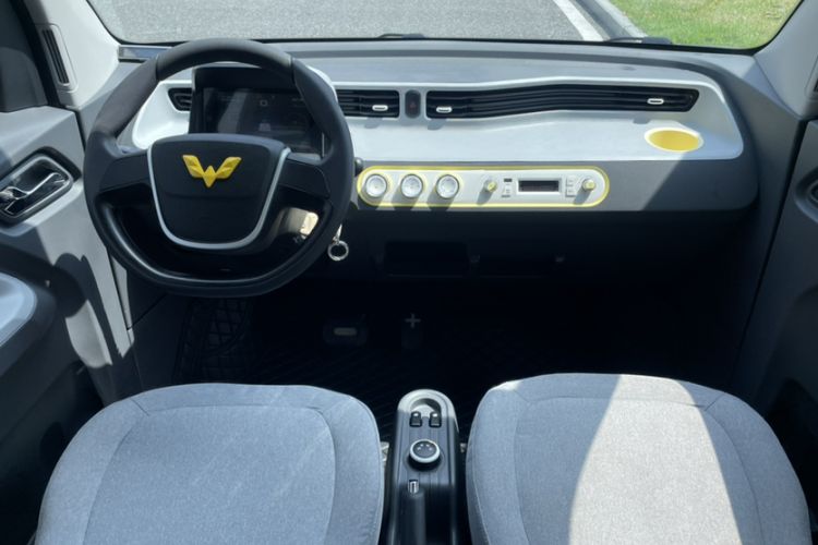 Used Wuling Hongguang MINIEV 2021 Macaron Premium Model – Lithium-NMC