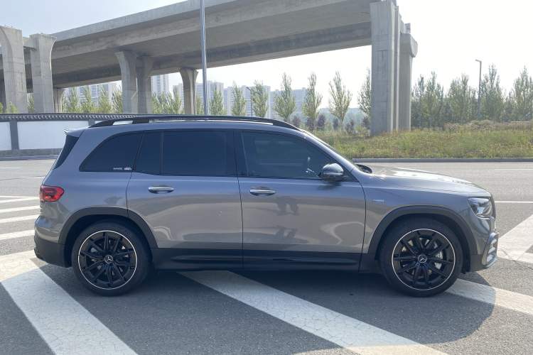 Used Mercedes-Benz GLB AMG 2024 AMG GLB 35 4MATIC
