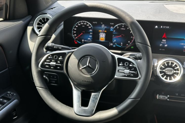 Used Mercedes-Benz GLA 2023 GLA 220