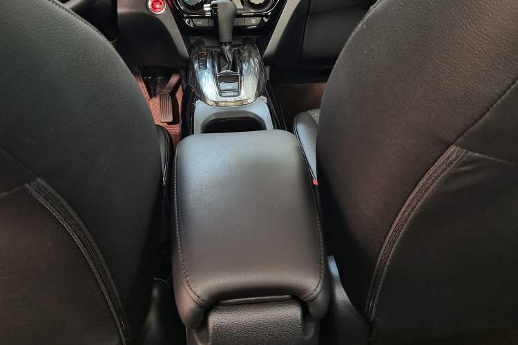 Used Honda XR-V 2021 1.5L CVT Comfort Version Interior 5