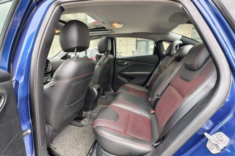 Used Fiat Viaggio 2015 1.4T Automatic Enjoyment Edition