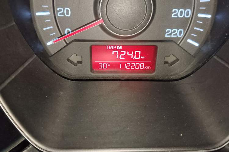 Used Kia K2 2015 Sedan 1.4L MT GLS
