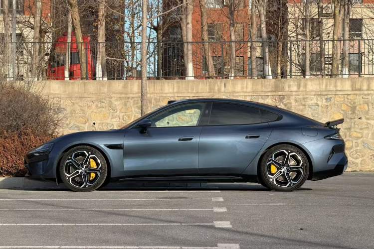 Used Xiaomi Auto SU7 2024 Four-Wheel-Drive Max Founder's Edition