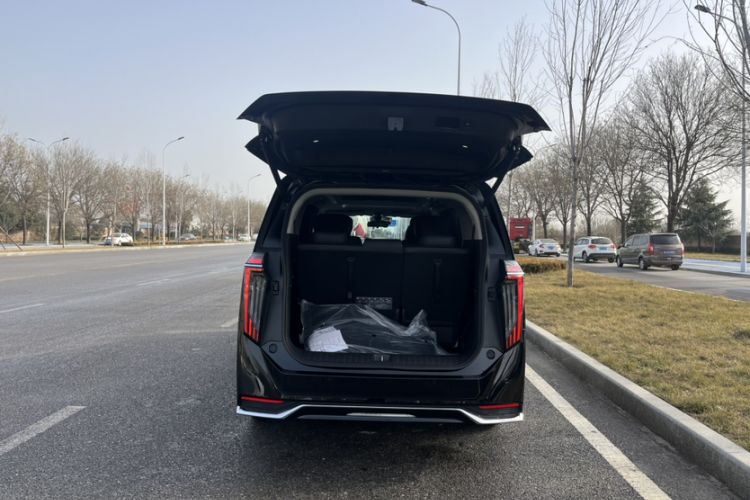 Used GAC Trumpchi M8 2024 Master Series 400T Prestige Edition